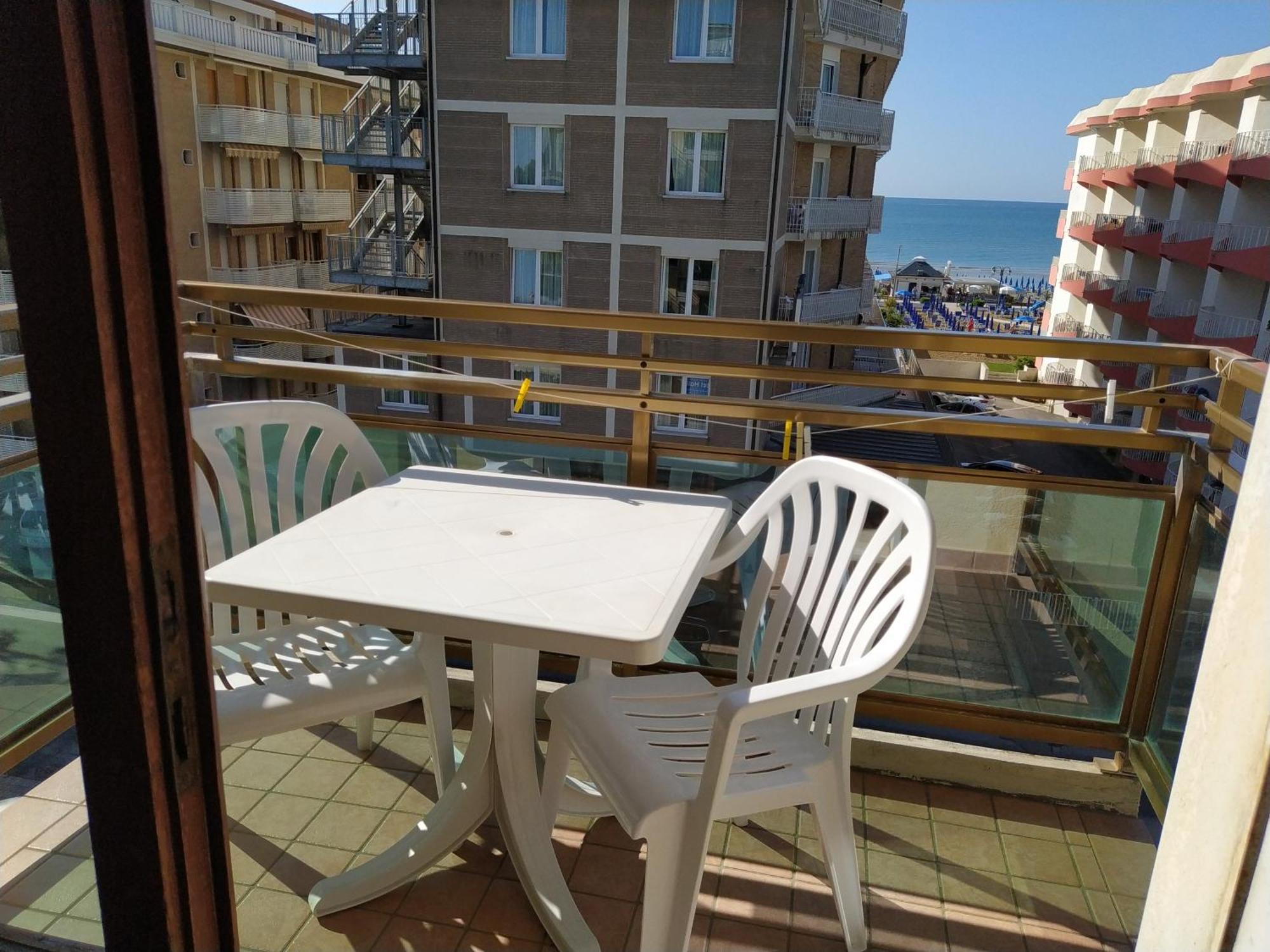 Hotel Halifax Lido di Jesolo Dış mekan fotoğraf